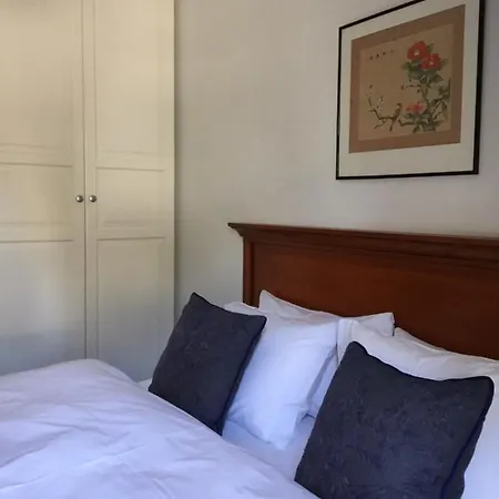 Bed & Breakfast Darby's *